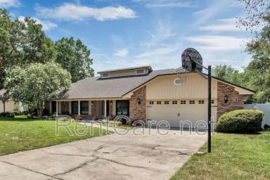 Main picture of 7714 Pine Forest Ct