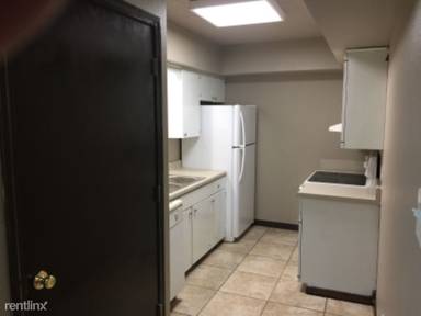 Main picture of 705 E M St