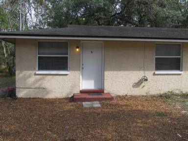 Main picture of 10505 N 11th St