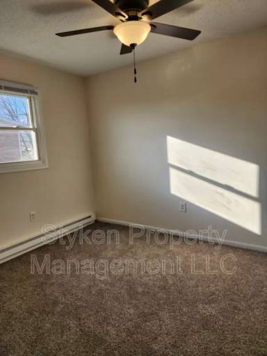 Main picture of 205 Keigher Dr