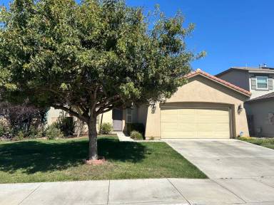 Main picture of 36413 Capri Dr