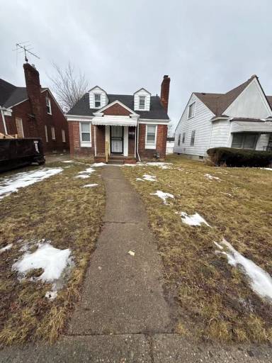 Main picture of 17397 Runyon St