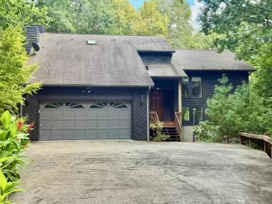 Main picture of 67 Cliffview Dr