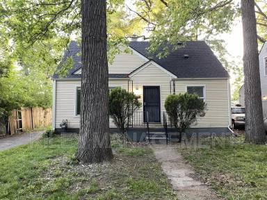 Main picture of 19455 Houghton St