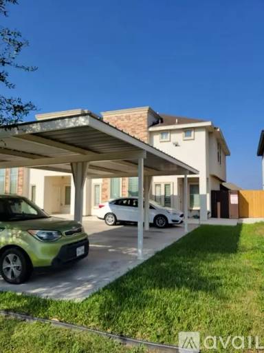 Main picture of 621 E Danielle St
