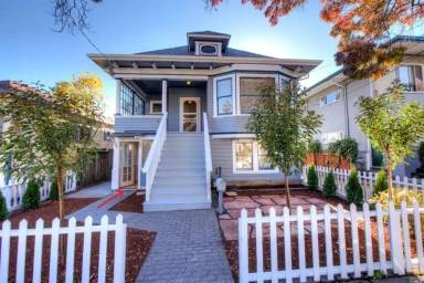 Main picture of 315 1st St