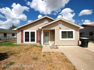 Main picture of 3707 Daniels Dr