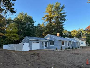Main picture of 286 Maple St