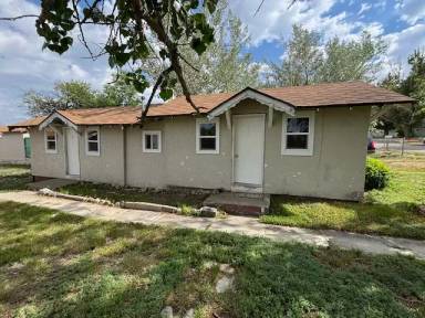 Main picture of 722 1st St N