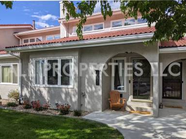 Main picture of 2365 Perry St