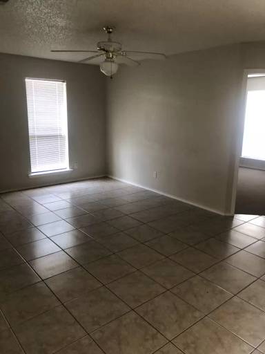 Main picture of 8220 Avenue X