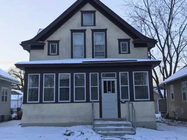 Main picture of 3223 Thomas Ave N