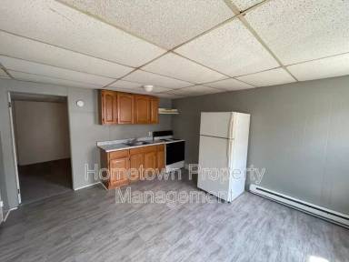 Main picture of 663 E Market St
