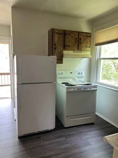 Main picture of 8511 Idaho Ave