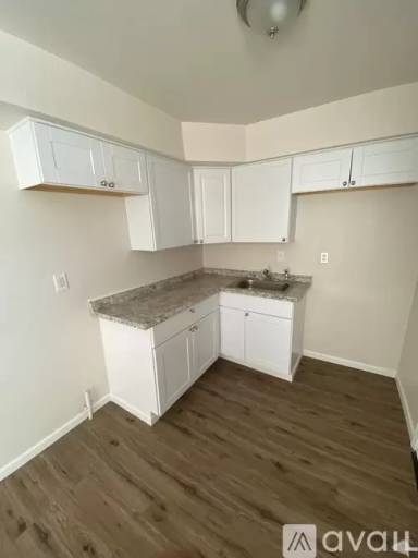 Main picture of 3240 N Julia St
