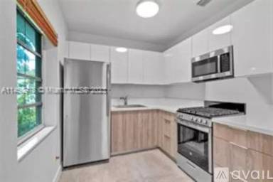 Main picture of 411 Santander Ave