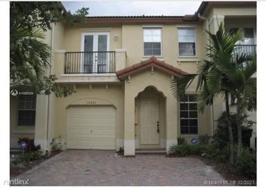 Main picture of 13231 SW 127th Ct