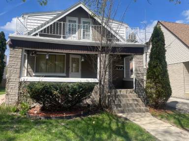 Main picture of 133 S 76th St