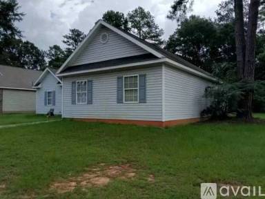 Main picture of 104 Springfield Ct