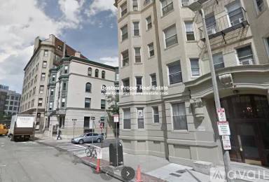 Main picture of 26 Hemenway St
