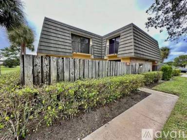 Main picture of Heritage Village of Palm Beach Lakes