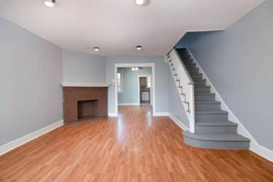 Main picture of 6712 N Smedley St