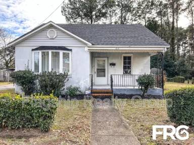 Main picture of 212 Wayne Ave