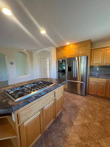 Main picture of 2425 Benson Ave