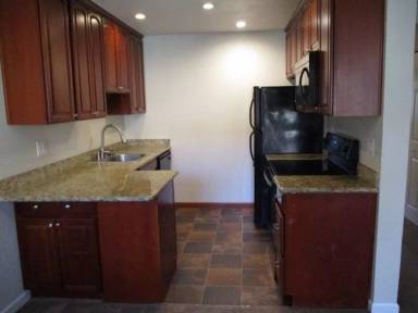 Main picture of 237 Wenatchee Cmn