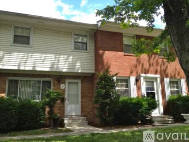 Main picture of 2731 Glendale Ave