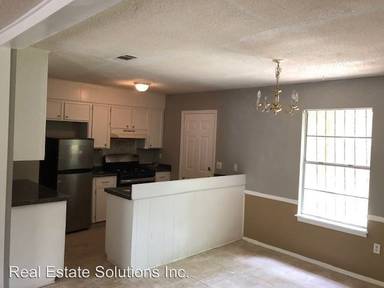 Main picture of 1701 Shady Lane Dr
