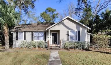 Main picture of 2721 Lowell Ave