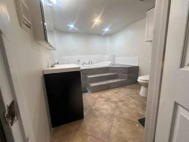 Main picture of 3100 SE 122nd Ave