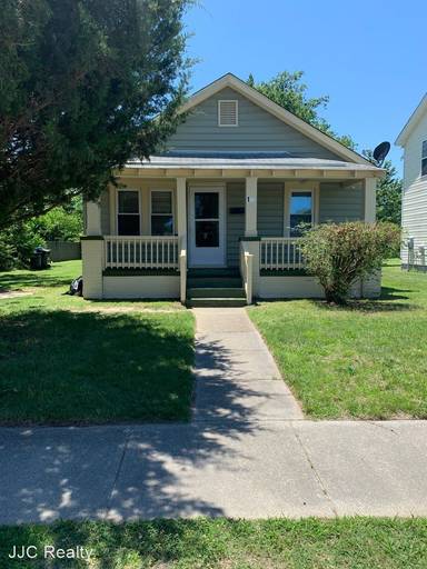 Main picture of 1005 Easterly Ave