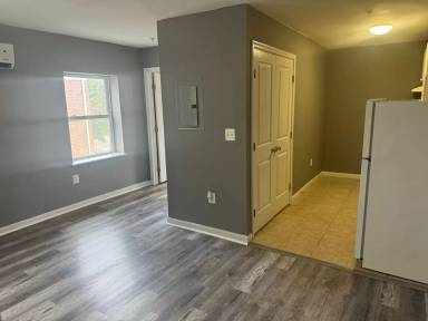 Main picture of 4924 Nash St NE