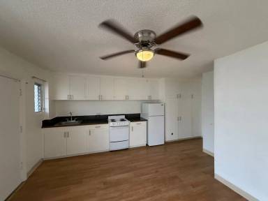 Main picture of 1712 Poki St