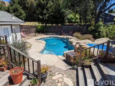 Main picture of 1353 Pismo St