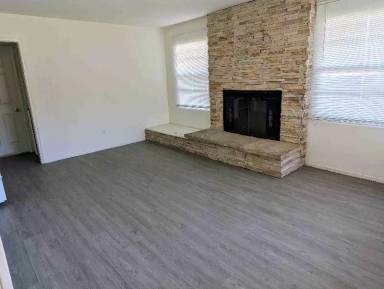 Main picture of 3850 Marron St