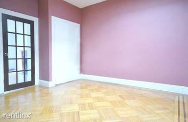 Main picture of 905 Gates Ave