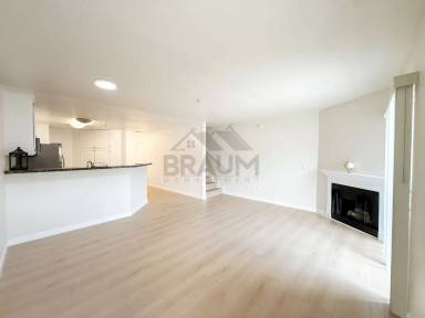 Main picture of 7323 Winnetka Ave