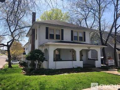 Main picture of 1602 Westover Ave SW