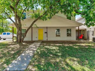 Main picture of 2313 W Devitt St