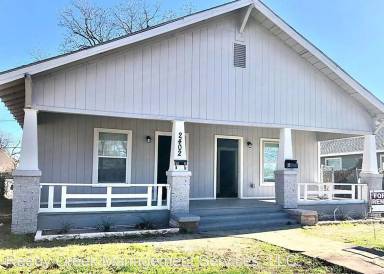 Main picture of 2402 Market Ave
