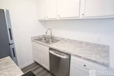 Main picture of 15212 Maple Park Dr
