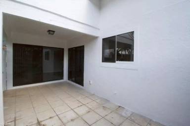 Main picture of 9234 Roan Ln