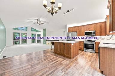 Main picture of 34431 Chilton Ave