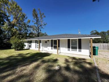 Main picture of 7375 Robinson Dr