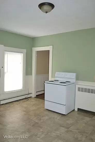 Main picture of 129 S Main St