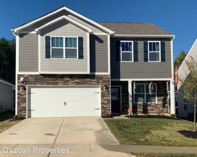 Main picture of 108 Cherry Birch St