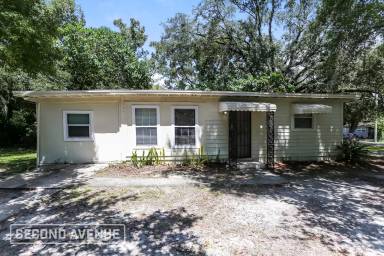 Main picture of 4605 Williamsburg Ave